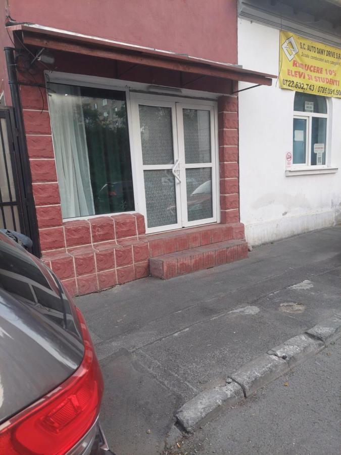 Apartament Sonya ブカレスト エクステリア 写真